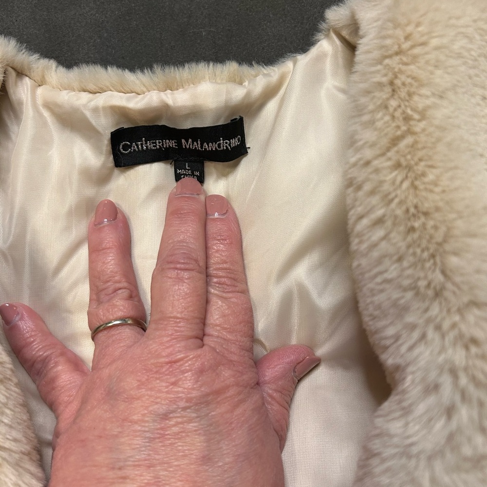Catherine Malandrino Ivory Faux Fur Vest - Picture 2 of 5